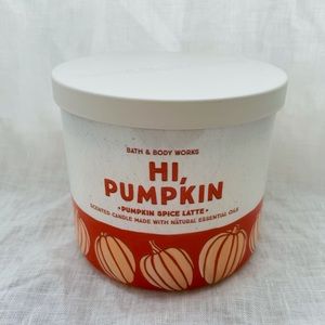 NEW! - Bath and body works Pumpkin Spice Latte candle